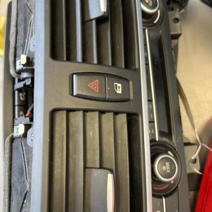 Aerateur tableau de bord BMW X5 E70 PHASE 2 Diesel - Image 1