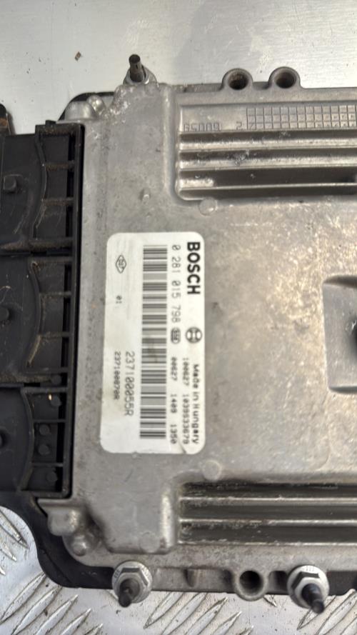 Calculateur moteur RENAULT MEGANE 3 PHASE 1 Diesel - Image 3