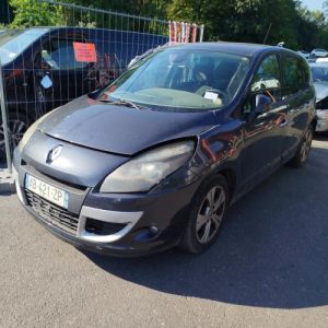 Aile avant droit RENAULT SCENIC 3 PHASE 1 Diesel - Image 1
