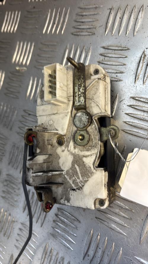 Serrure avant gauche PEUGEOT 806 PHASE 2 Diesel - Image 1