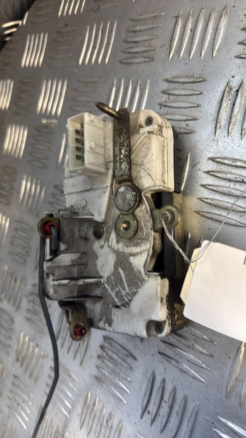 Serrure avant gauche PEUGEOT 806 PHASE 2 Diesel - Image 4