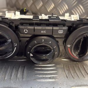 Commande chauffage PEUGEOT 208 1 PHASE 2 Diesel - Image 1