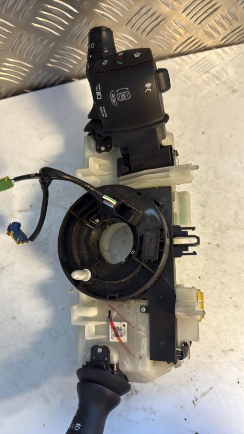Com (Bloc Contacteur Tournant+Commodo Essuie Glace+Commodo Phare) RENAULT MEGANE 3 PHASE 1 BREAK Diesel - Image 2