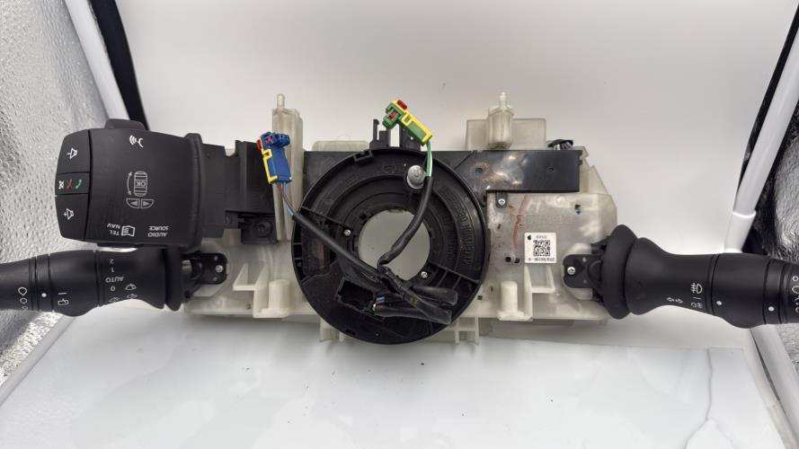 Com (Bloc Contacteur Tournant+Commodo Essuie Glace+Commodo Phare) RENAULT MEGANE 3 PHASE 1 Diesel - Image 3