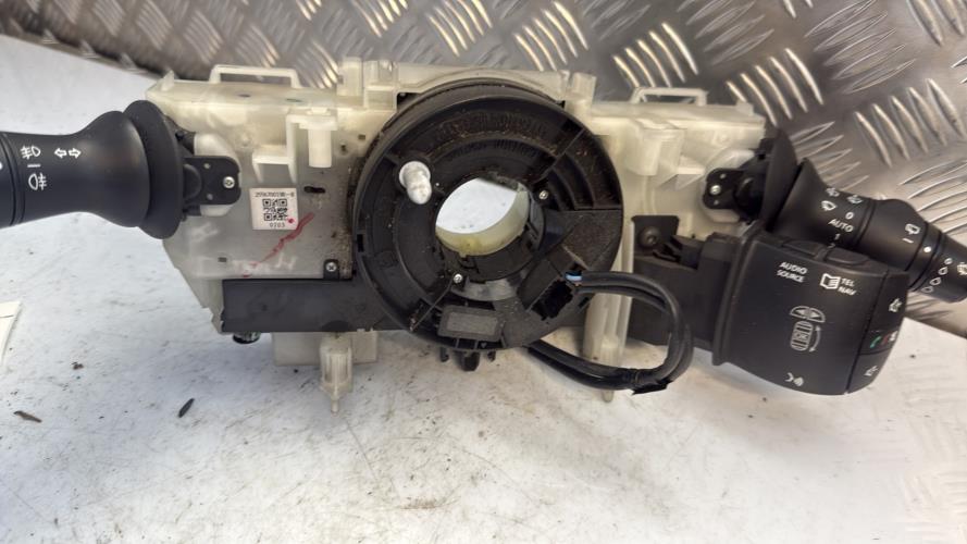 Com (Bloc Contacteur Tournant+Commodo Essuie Glace+Commodo Phare) RENAULT MEGANE 3 PHASE 1 BREAK Diesel - Image 2