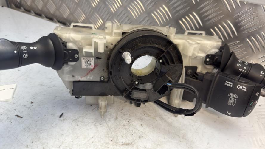 Com (Bloc Contacteur Tournant+Commodo Essuie Glace+Commodo Phare) RENAULT MEGANE 3 PHASE 1 BREAK Diesel - Image 3