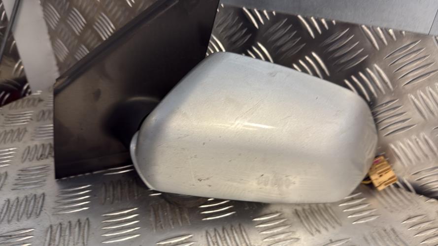 Retroviseur gauche VOLKSWAGEN POLO 4 PHASE 2 Diesel - Image 2