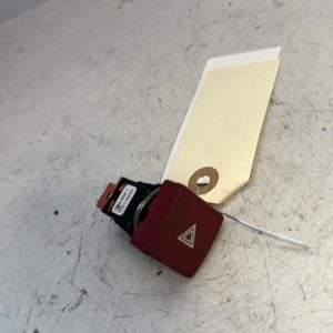 Bouton de warning CITROEN BERLINGO 2 PHASE 3 Diesel - Image 1