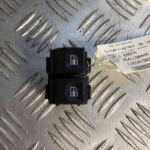 Interrupteur de leve vitre avant gauche RENAULT CLIO 4 PHASE 1 Diesel - Image 1