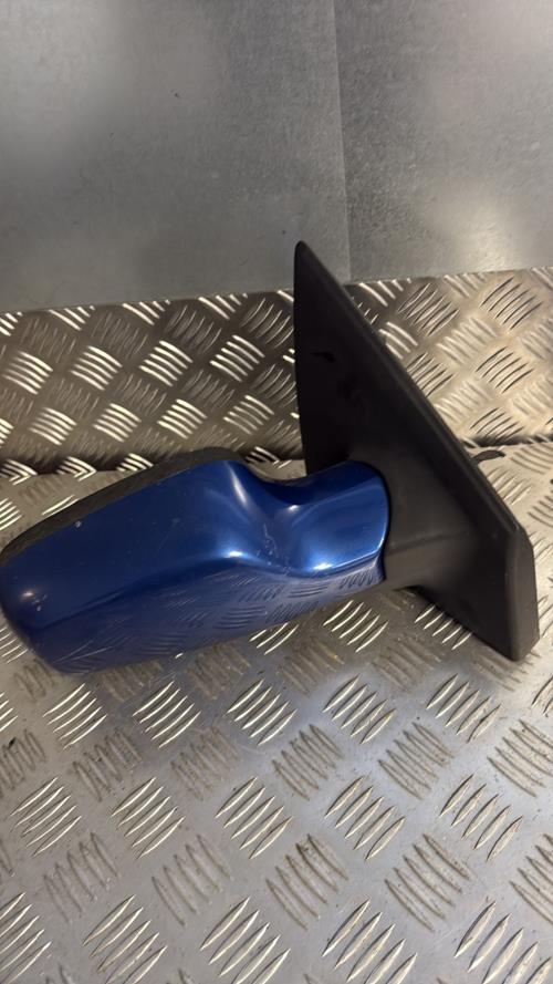 Retroviseur droit RENAULT CLIO 3 PHASE 1 BREAK Diesel - Image 3