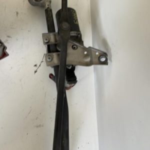 Moteur essuie glace avant MERCEDES CLASSE A 176 PHASE 2 Diesel - Image 1