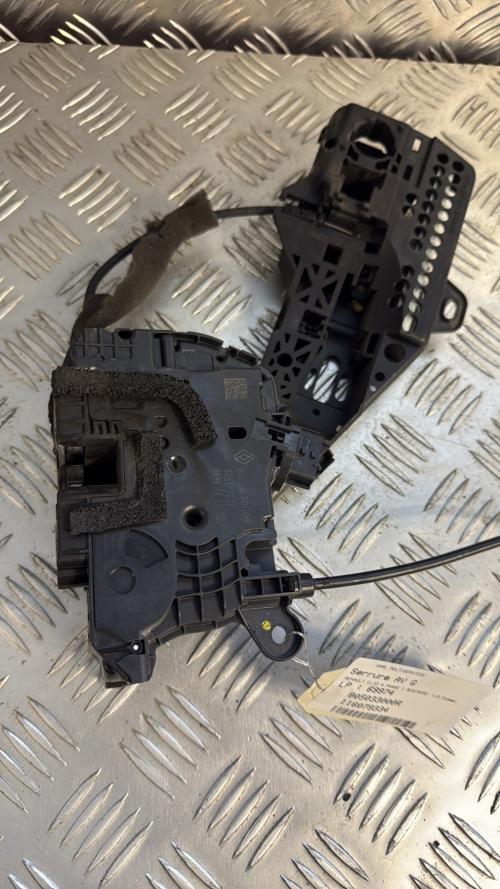 Serrure avant gauche RENAULT CLIO 4 PHASE 1 Diesel - Image 2