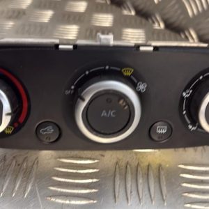 Commande chauffage RENAULT CLIO 4 PHASE 1 Diesel - Image 1