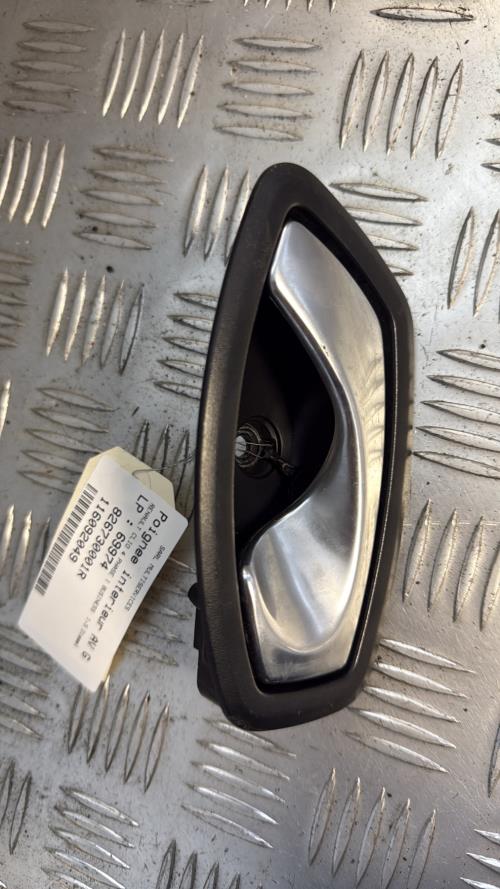 Poignee interieur avant gauche RENAULT CLIO 4 PHASE 1 Diesel - Image 4