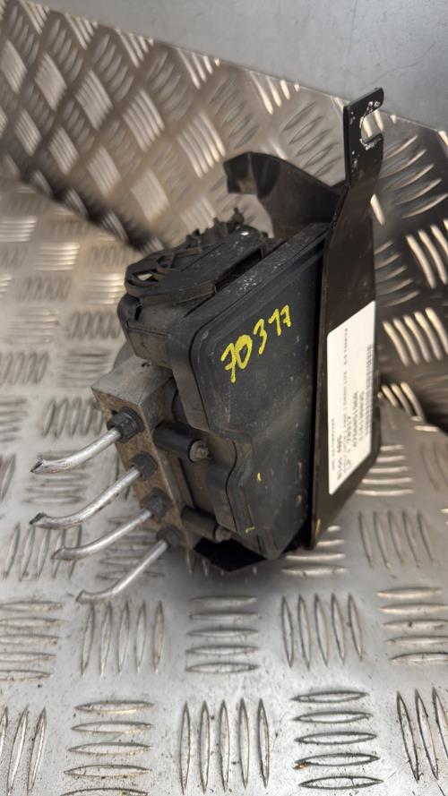 Bloc ABS (freins anti-blocage) RENAULT CAPTUR 1 PHASE 1 Essence - Image 3