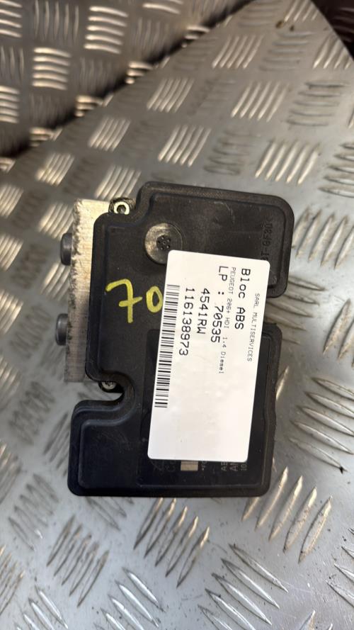 Bloc ABS (freins anti-blocage) PEUGEOT 206+ Diesel - Image 3