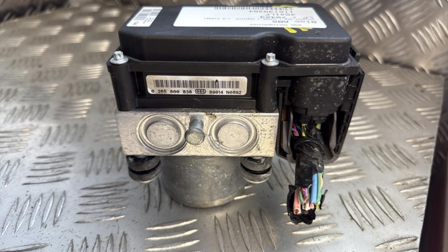 Bloc ABS (freins anti-blocage) PEUGEOT 308 1 PHASE 1 Diesel - Image 3