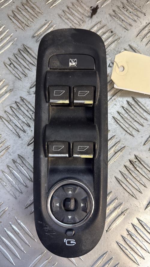 Interrupteur de leve vitre avant gauche FORD MONDEO 3 PHASE 1 Diesel - Image 2