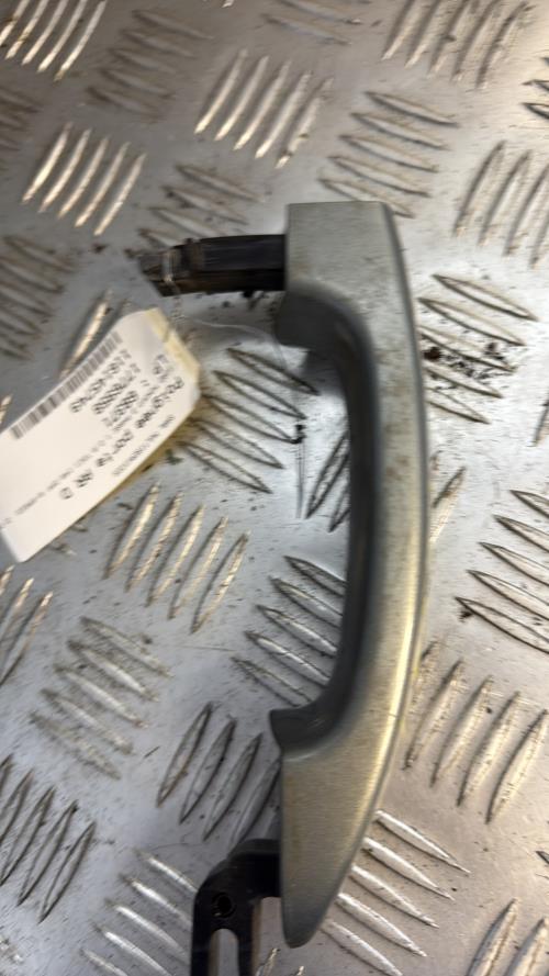 Poignee porte arriere droit FORD MONDEO 3 PHASE 1 Diesel - Image 2