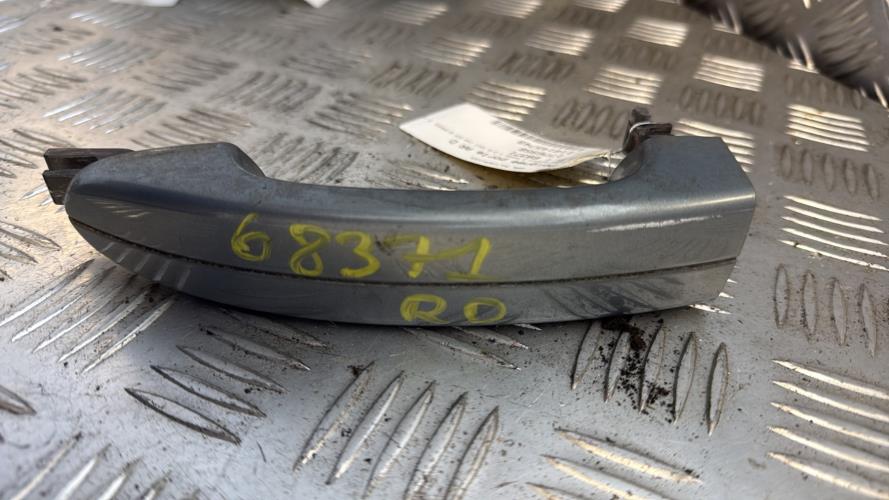 Poignee porte arriere droit FORD MONDEO 3 PHASE 1 Diesel - Image 3