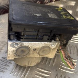 Bloc ABS (freins anti-blocage) PEUGEOT 208 1 PHASE 2 Essence - Image 1