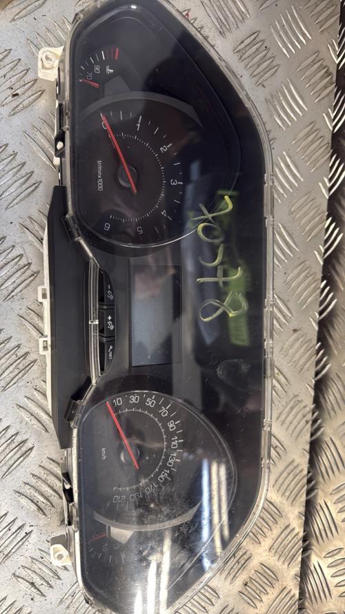 Compteur PEUGEOT 208 1 PHASE 1 Diesel - Image 2