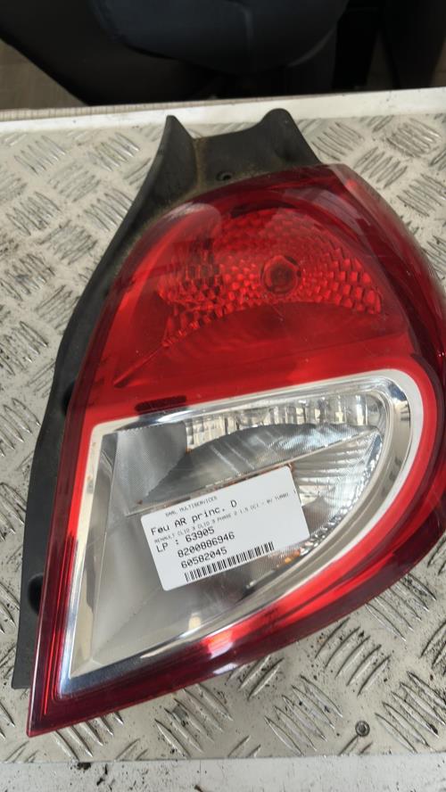 Feu arriere principal droit (feux) RENAULT CLIO 3 PHASE 2 Diesel - Image 1