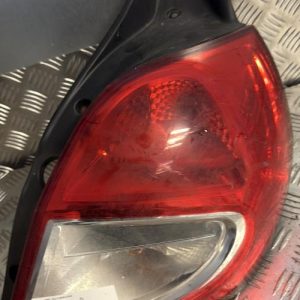 Feu arriere principal droit (feux) RENAULT CLIO 3 PHASE 1 Diesel - Image 1
