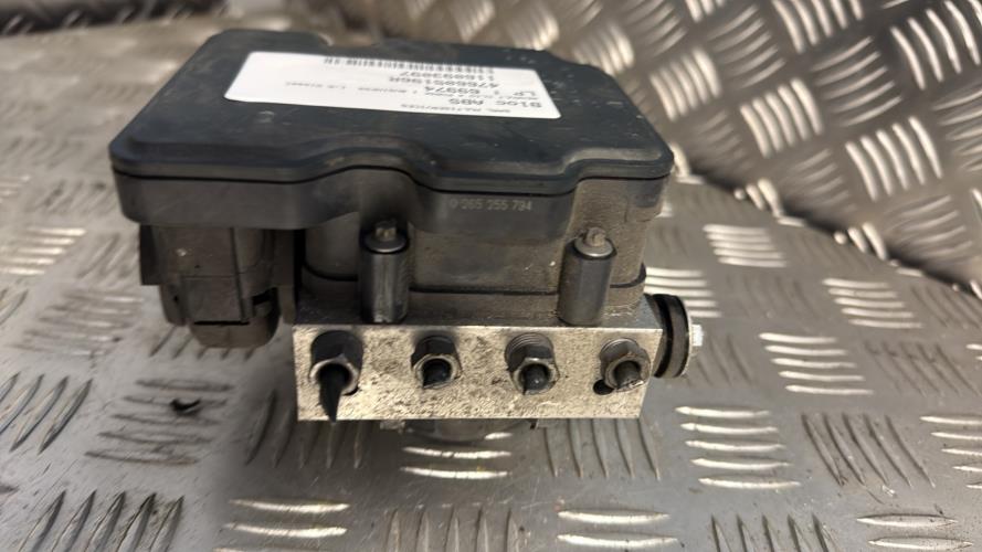 Bloc ABS (freins anti-blocage) RENAULT CLIO 4 PHASE 1 Diesel - Image 2
