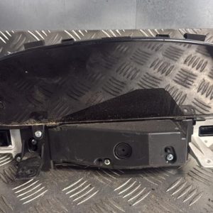 Compteur TOYOTA YARIS 2 PHASE 1 Essence - Image 1