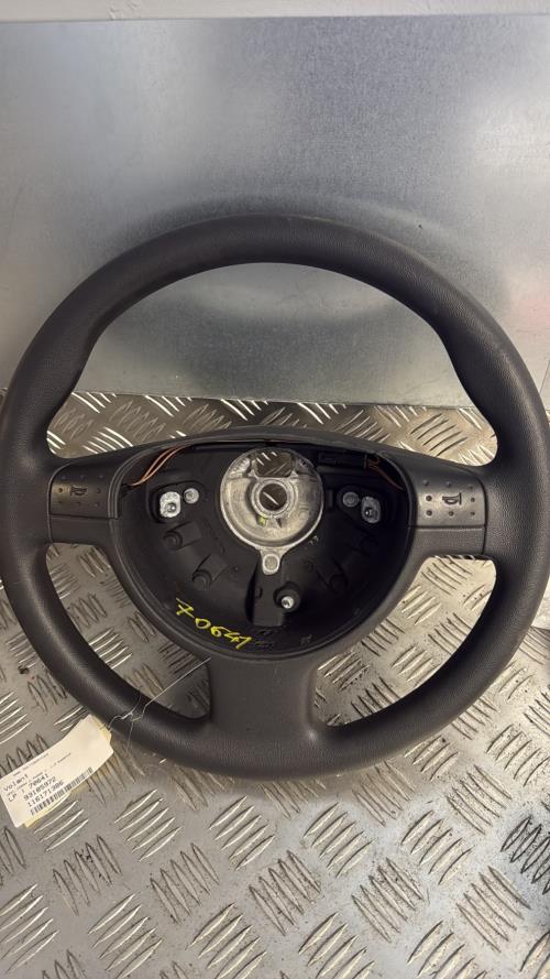 Volant OPEL CORSA C PHASE 1 Essence - Image 2