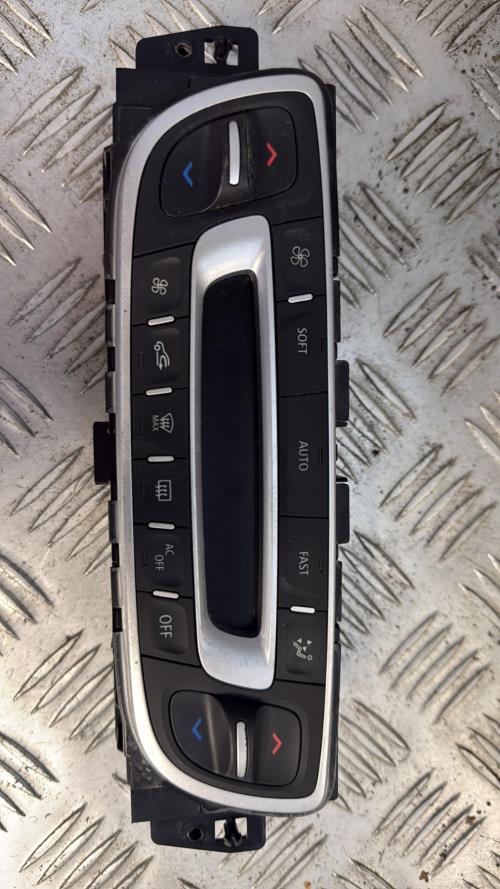 Commande chauffage RENAULT MEGANE 3 PHASE 1 COUPE Diesel - Image 1