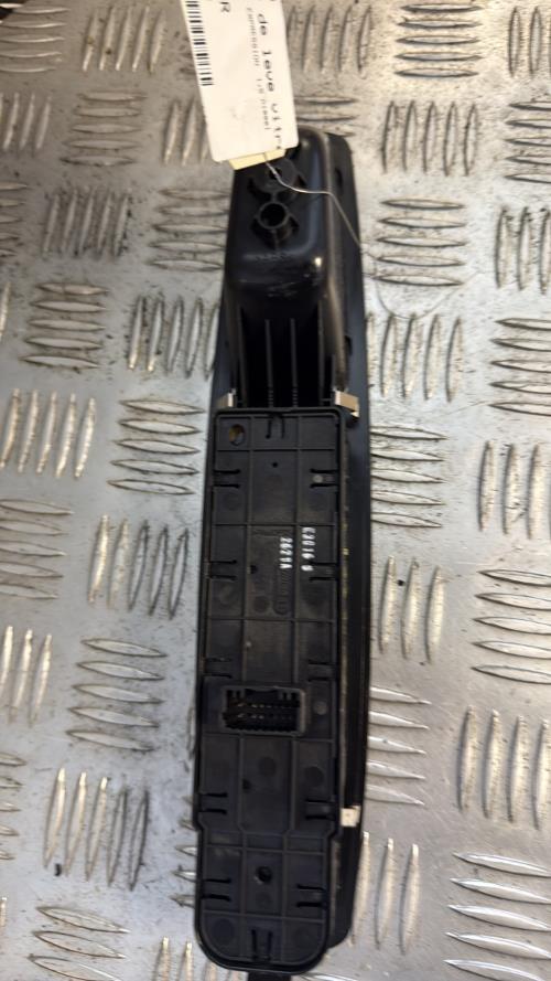 Interrupteur de leve vitre avant gauche RENAULT MEGANE 3 PHASE 1 Diesel - Image 4