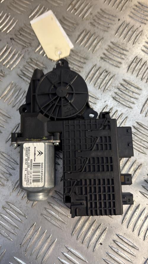 Moteur leve vitre avant gauche CITROEN C4 GRAND PICASSO 1 Diesel - Image 2