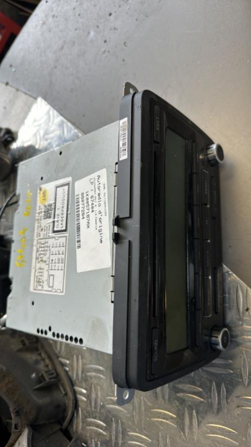 Autoradio d'origine VOLKSWAGEN GOLF 6 Essence - Image 2