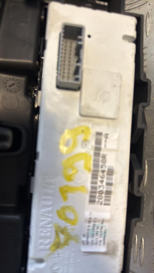 Afficheur RENAULT MEGANE 3 PHASE 1 Diesel - Image 2