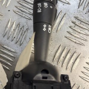 Commodo phare DACIA SANDERO 2 PHASE 2 Essence - Image 1