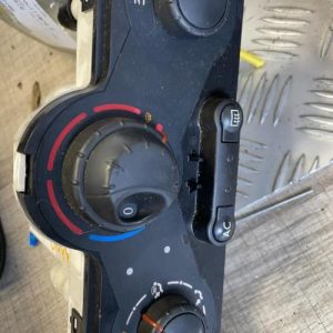 Commande chauffage RENAULT CLIO 3 PHASE 2 Essence - Image 1