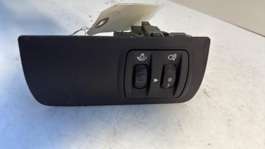 Commande de reglage hauteur de phare RENAULT MEGANE 3 PHASE 1 Diesel - Image 1