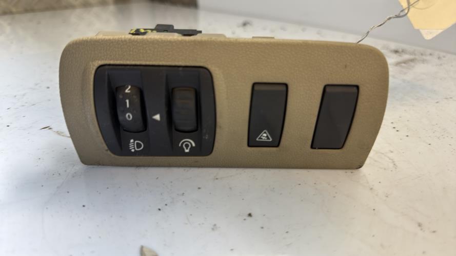 Commande de reglage hauteur de phare RENAULT SCENIC 3 PHASE 1 Diesel - Image 2