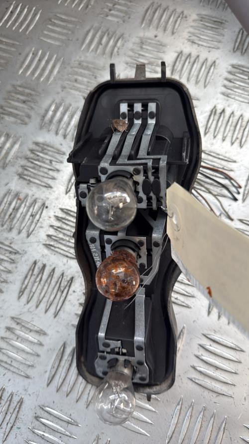 Platine feu arriere droit RENAULT SCENIC 2 PHASE 1 Diesel - Image 4