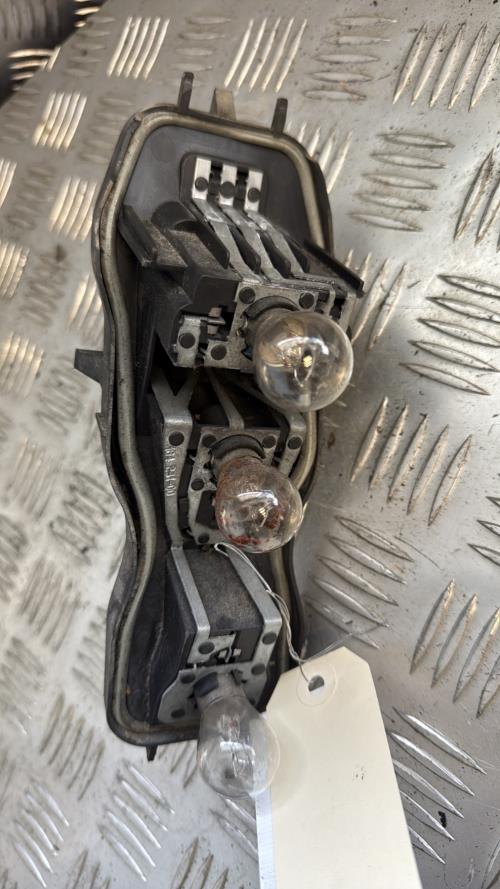 Platine feu arriere gauche RENAULT SCENIC 2 PHASE 1 Diesel - Image 3