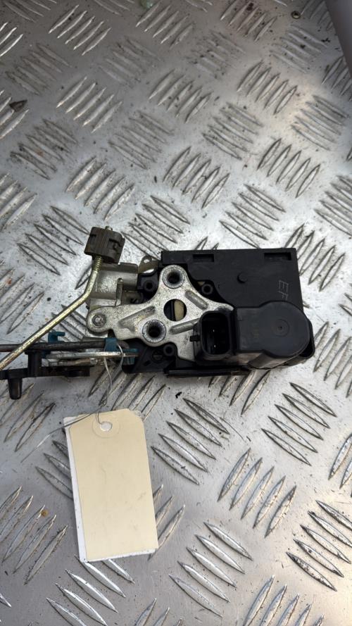 Serrure arriere droit CHEVROLET AVEO 1 Essence - Image 3