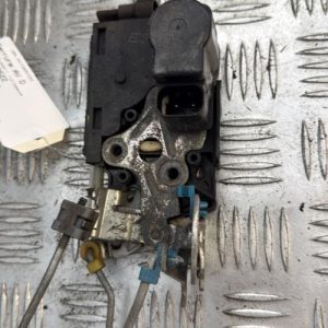 Serrure avant droit CHEVROLET AVEO 1 Essence - Image 1