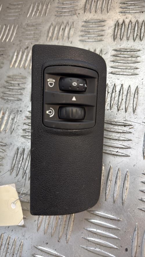 Commande de reglage hauteur de phare RENAULT MEGANE 3 PHASE 1 Diesel - Image 3