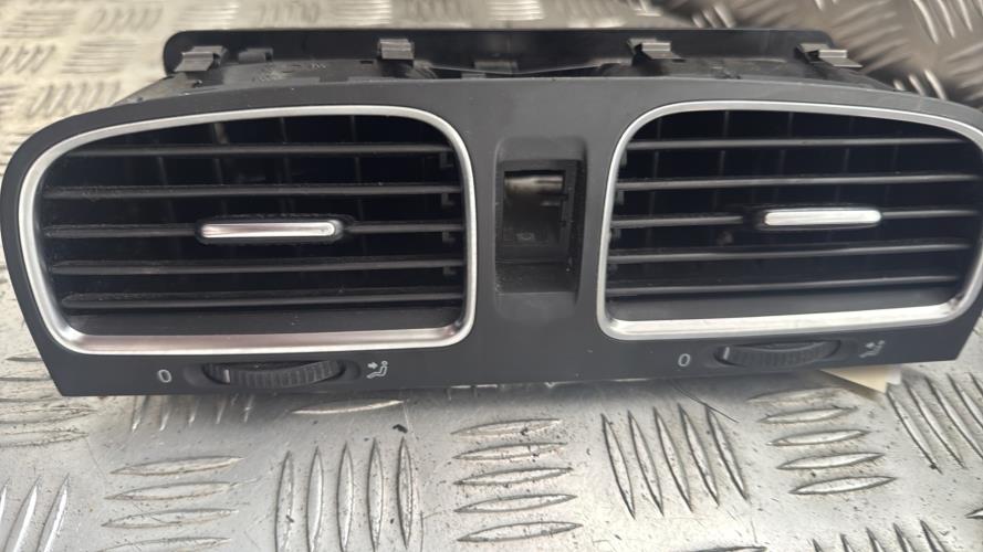 Aerateur tableau de bord VOLKSWAGEN GOLF 6 Diesel - Image 2