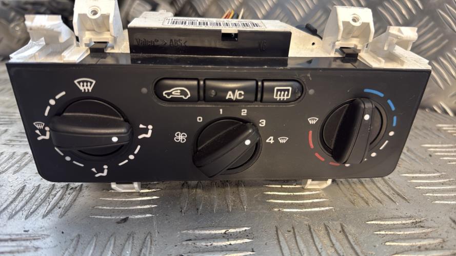 Commande chauffage CITROEN C3 1 PHASE 2 Diesel - Image 1