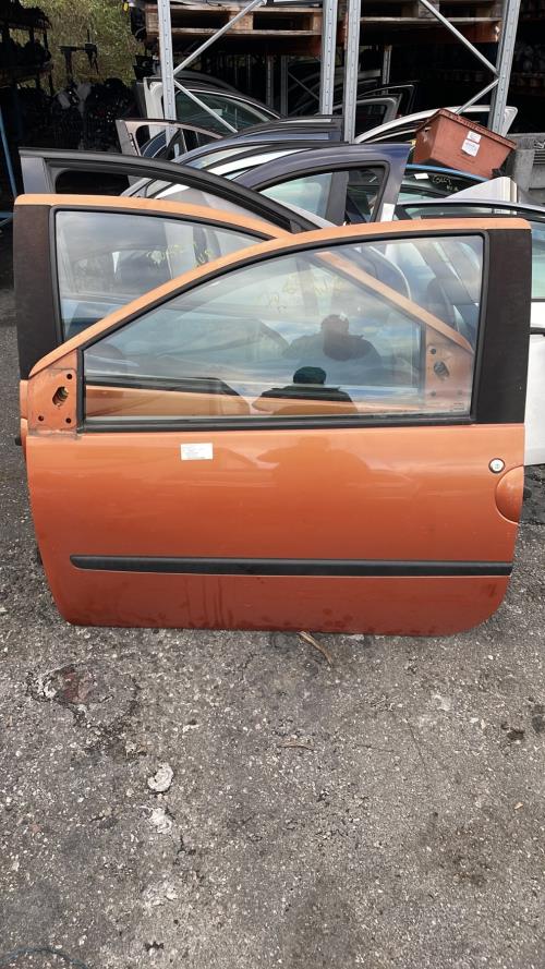 Porte avant gauche RENAULT TWINGO 2 PHASE 1 Essence - Image 1