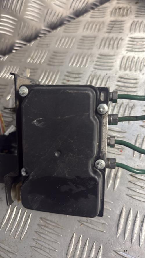 Bloc ABS (freins anti-blocage) DACIA SANDERO 1 Essence - Image 1