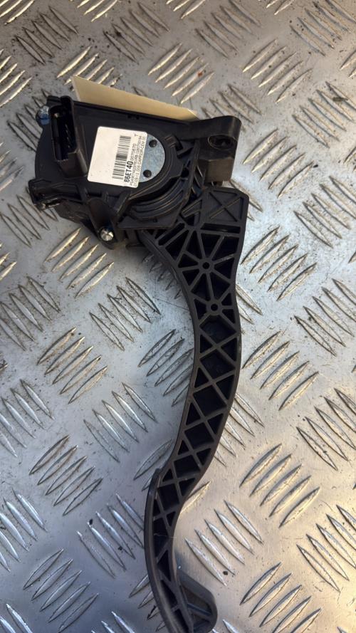 Pedale d'accelerateur CITROEN C4 GRAND PICASSO 2 PHASE 1 Diesel - Image 4